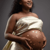 Gold Cloth – Radiant Elegance for Maternity Portraits